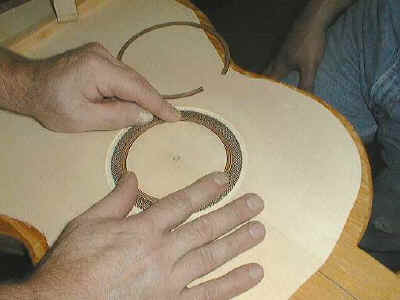 rs_fitting inner and outer rings into top.jpg (21191 bytes)