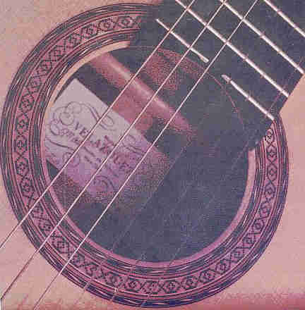 Velazquez soundhole.jpg (69767 bytes)